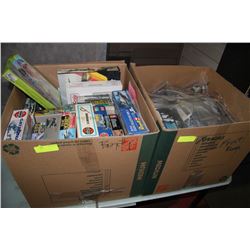 ESTATE 2 BOXES OF PLANE MODELS