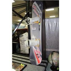 FIREFLY SNOWBOARD WITH BINDINGS