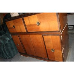 VINTAGE LATE 1940's DEFOREST CABINET