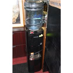 BLACK AND DECKER WATER COOLER W/HEATER AND JUG