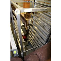 5FT TALL BAKERS RACK ON WHEELS