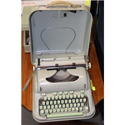 VINTAGE ESTATE HERMES 3000 TYPEWRITER