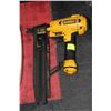 Image 1 : DEWALT D51430 16 GAUGE CROWN STAPLER ON CHOICE