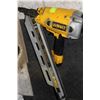 Image 1 : DEWALT FRAMING NAILER ON CHOICE