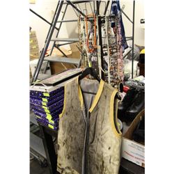 FLAT OF ASSORTED NATIVE COLLECTIBLES INCLUDING