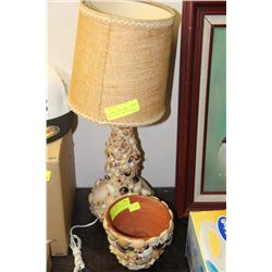 VINTAGE SEA SHELL LAMP & PLANT HOLDER