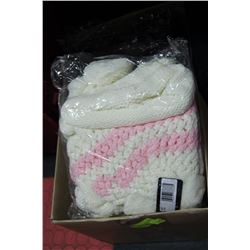 4 PACKS OF 6 NEW TOQUES