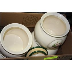 4PC. GREEN & WHITE CANISTER SET