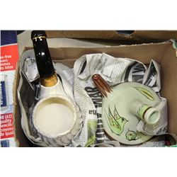 TWO CERAMIC PIPES, MEXICO AND JAPAN