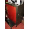 Image 1 : TOOL CABINET ON WHEELS
