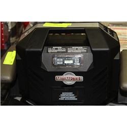 SMALL PORTABLE AIR COMPRESSOR