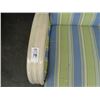 Image 2 : Green Stripe Pattern Recliner