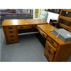 Oak Desk w/Right Return