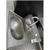 Image 1 : Eagle Wall Mount Hand Sink