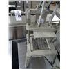 Image 1 : Prince Castle Lettuce Machine