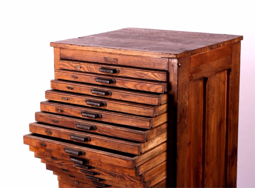 Antique Hamilton Type Set File