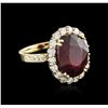 Image 2 : 14KT Yellow Gold 13.57ct Ruby and Diamond Ring