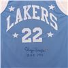 Image 2 : Elgin Baylor Framed Autographed Jersey