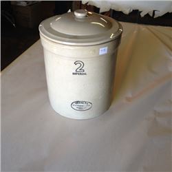 Medalta Imperial Crock 2 gal w/ lid