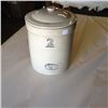 Image 1 : Medalta Imperial Crock 2 gal w/ lid