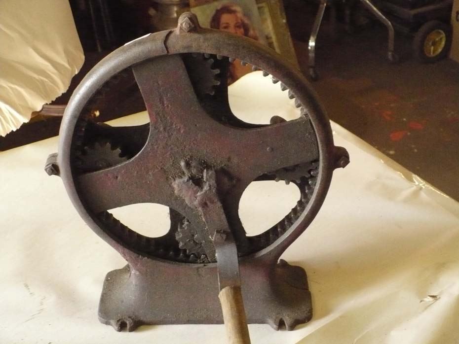 4 Hook Wonder Rope Maker - Bodnarus Auctioneering