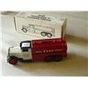 Image 2 : 1930 Esso Tanker Truck w/ box