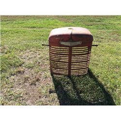 IHC Farmall Tractor DW9 Grill