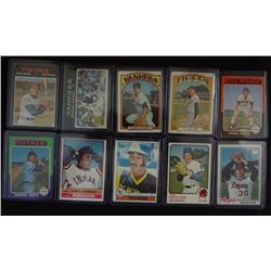 1970's BASEBALL LOT includes 71T CAREW, MUNSON, SEAVER, CARLTON, 72T MUNSON,