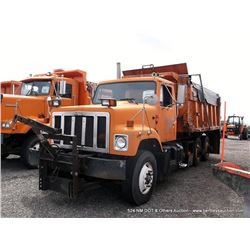 1995 INTERNATIONAL 2574 TRUCK ~ 216,607 MILES VIN: 1HTGGAHR4SH619419, ORANGE, L6, 10.8L, DIESEL, M11