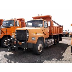 1997 FORD LT9000 DUMP TRUCK ~ 213,55? MILES VIN: 1FDYU90B4VVA10548, ORANGE, L6, 11.1L, DETROIT DIESE