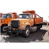 Image 1 : 1997 FORD LT9000 DUMP TRUCK ~ 213,55? MILES VIN: 1FDYU90B4VVA10548, ORANGE, L6, 11.1L, DETROIT DIESE
