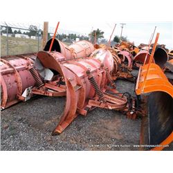 1999 HENKE 41R1215 SNOW PLOW 149" X 42.5" (print sequence:) FA37858