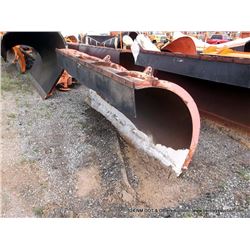 1999 HENKE 119" X 41" SNOW PLOW (print sequence:) FA37838