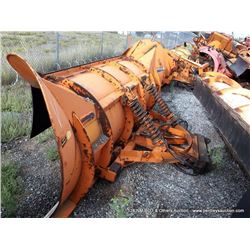 HENKE 41R125 SNOW PLOW 149" X 42.5" (print sequence:) FA16794
