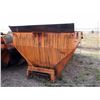 Image 1 : WARREN SALT SPREADER 5 YARD (print sequence:) FA05249