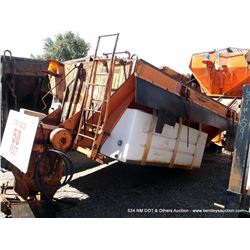 SWENSON SALT SPREADER 5 YARD (print sequence:) FA37392