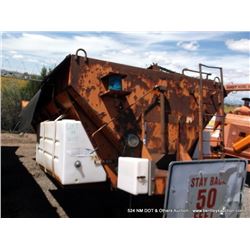 SWENSON SALT SPREADER 5 YARD (print sequence:) FA37315