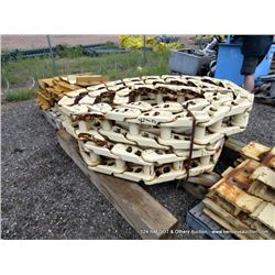 PALLET: DOZER TRACK CHAIN