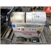 Image 1 : HYDRO TEK HOT PRESSURE WASHER (print sequence:) FA25395