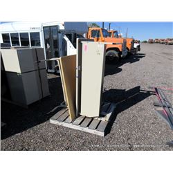 PALLET: 2 WOOD & METAL WORK TABLES / DESKS