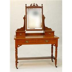 Edwardian mahogany dressing table with mirror back and an arrangement of drawers…