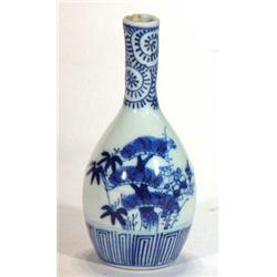 Slender neck Chinese vase, hand painted with blue flowers, 13cm high…