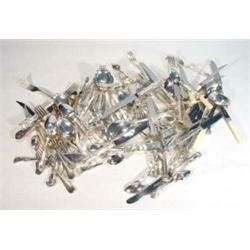 Quantity of silver and silver plated cutlery including knives, forks, spoons, cake slice etc…