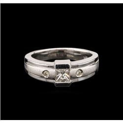 14KT White Gold 0.31ctw Diamond Ring