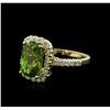 Image 2 : 14KT Yellow Gold 4.50ct Peridot and Diamond Ring