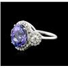 Image 2 : 14KT White Gold 6.14ct Tanzanite and Diamond Ring