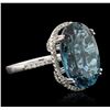Image 2 : 14KT White Gold 14.83ct Topaz and Diamond Ring