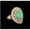 Image 2 : 14KT Yellow Gold GIA Certified 7.47ct Emerald and Diamond Ring