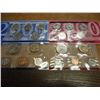 Image 2 : 2000 US MINT SET (UNC) P/D (WITH ENVELOPE)