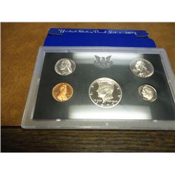 1972 US PROOF SET (WITH BOX)